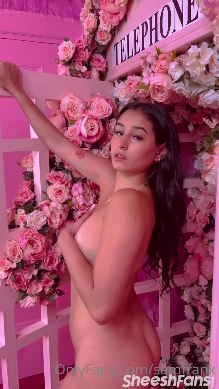 Sam Frank nude video showing off her body is so hot!!!