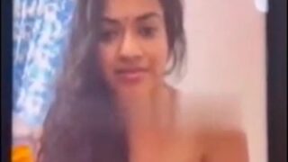 Shruti Narayan viral video nude phone call hot viral!!!