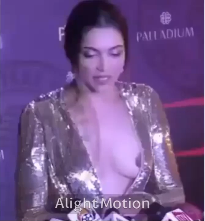 Full Video Of Deepika Padukone Nipple Incident