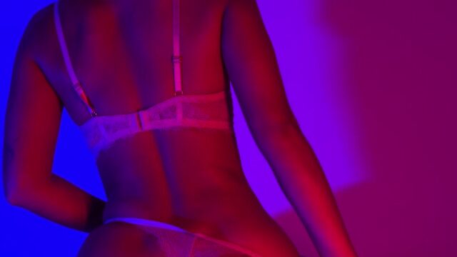 Maxin.afc Onlyfans Nude Showing Off Sexy Body