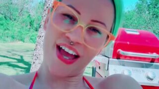 Barbiewants2hype Porn Video Showing Off Her Huge Boobs